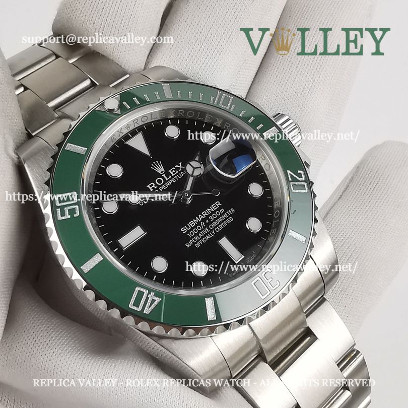 126610LV aka Starbucks MKI VS MKII BEZEL : r/rolex