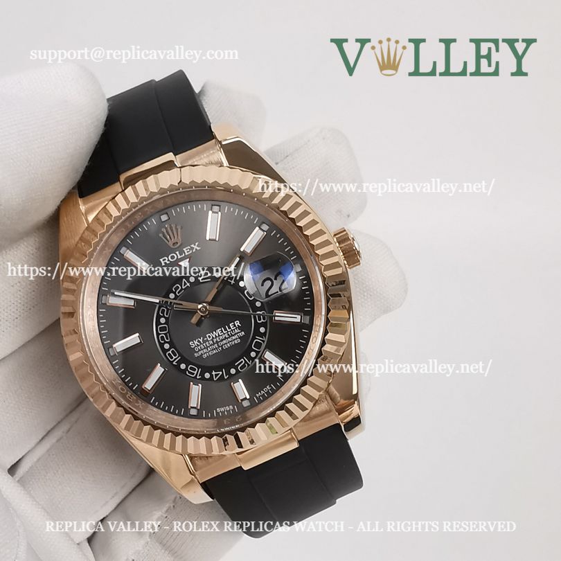 SKD221 Rolex Sky-Dweller 326235 Rubber Strap Dark Rhodium Dial