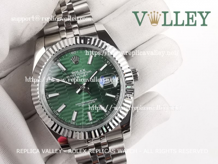 Rolex crystal uuumph etching