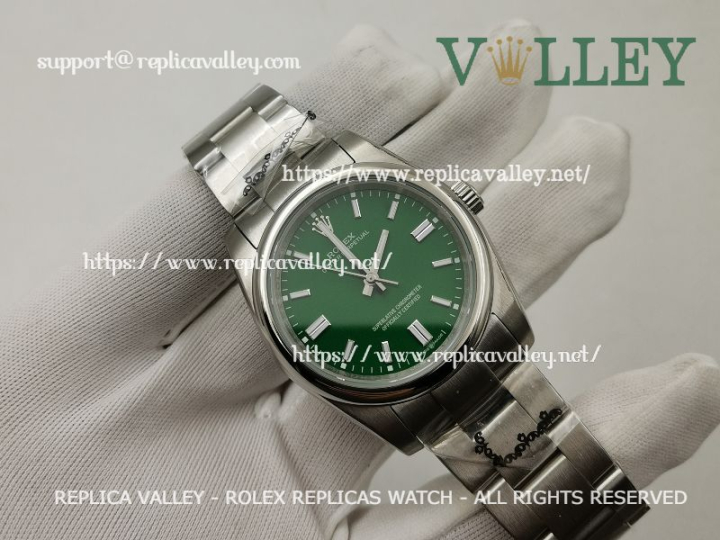 126000 green 2025