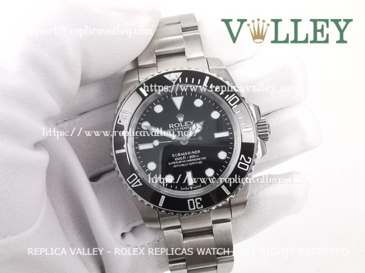 kanal komme til syne Installation Rolex Men's Replica Submariner 124060 No Date Black Dial