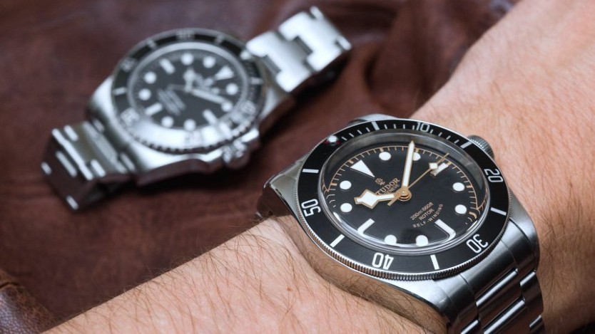 Forbandet Diplomatiske spørgsmål tæmme 3 Popular Watches That Offer Homage To Rolex Submariner